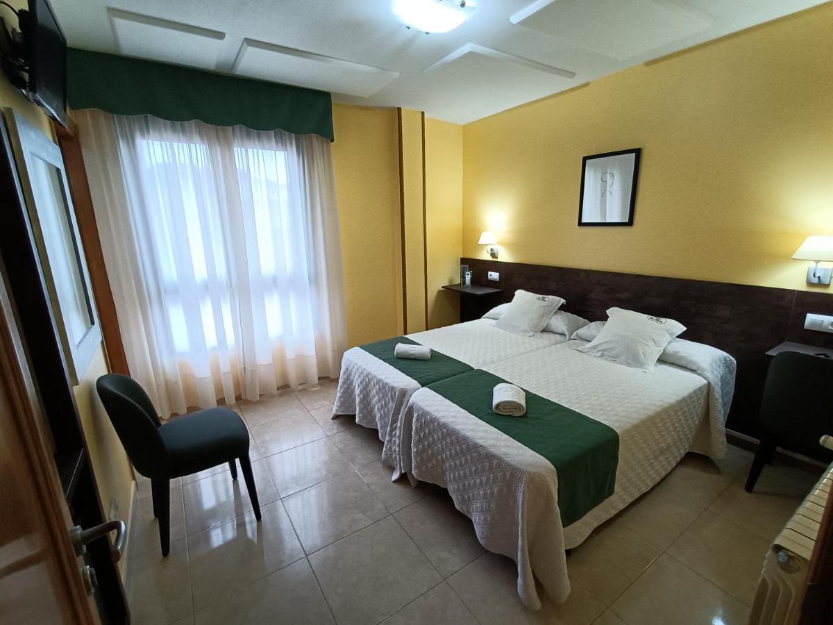 Hotel Casa Benilde Palas de Rei Dış mekan fotoğraf