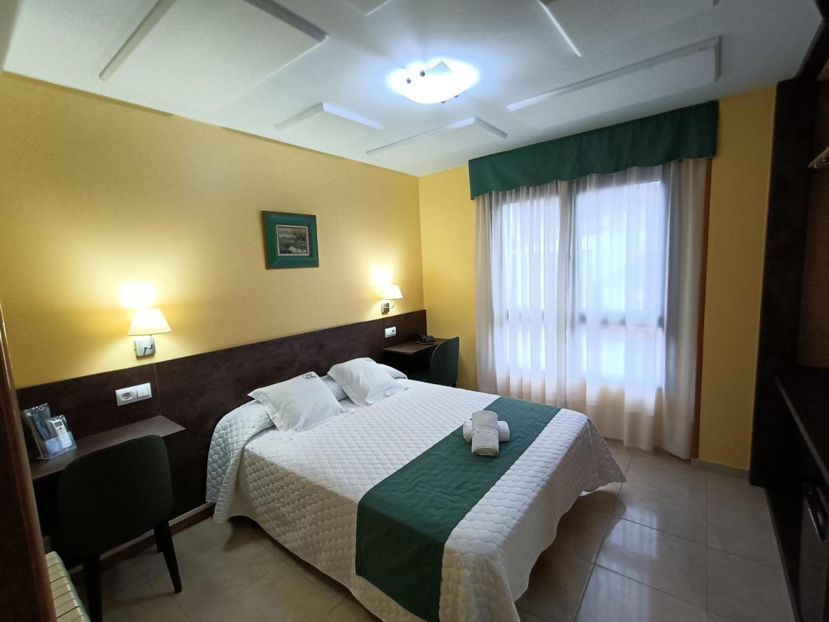 Hotel Casa Benilde Palas de Rei Dış mekan fotoğraf